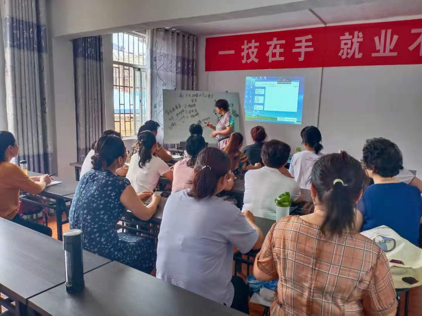 西安燕子月嫂培训班